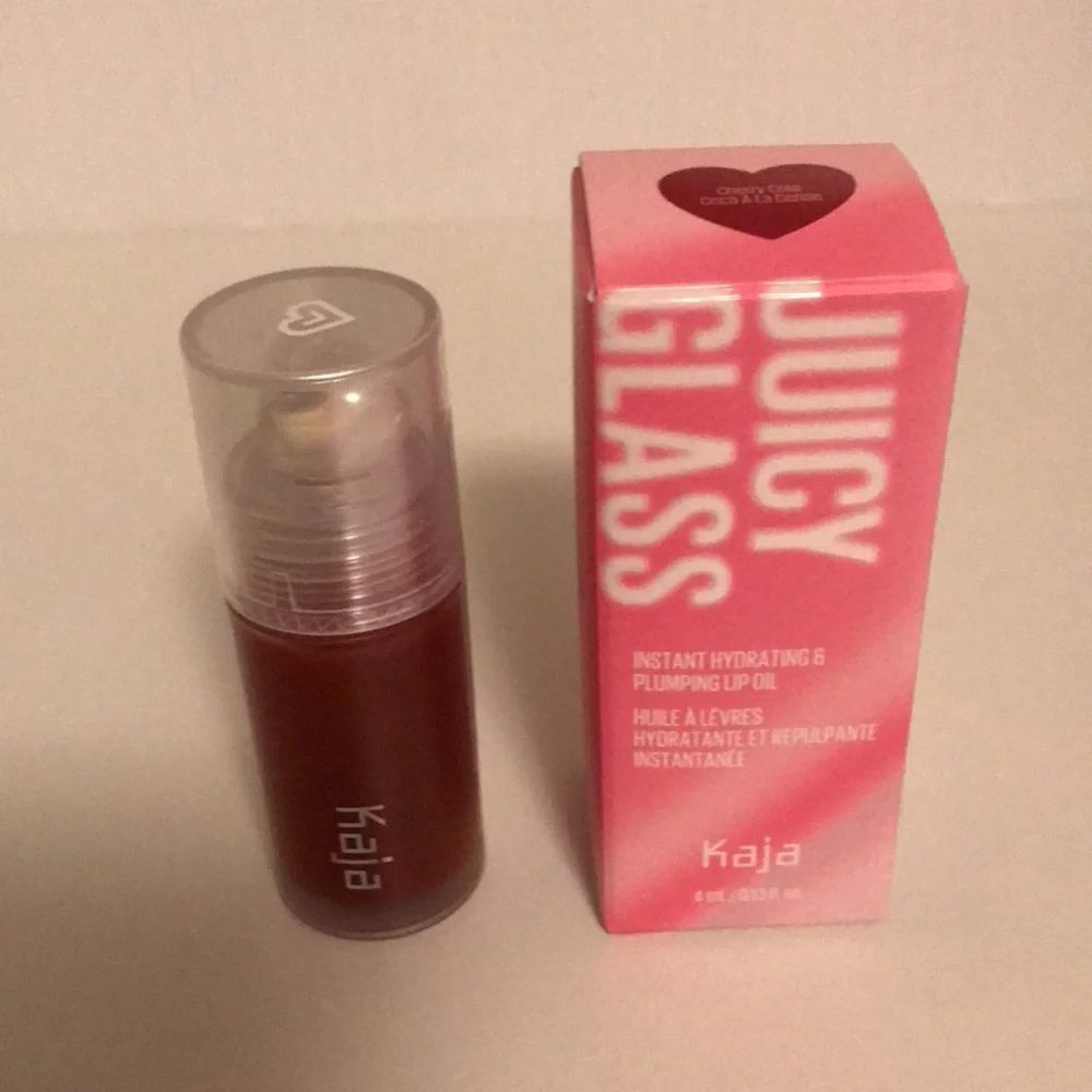 KAJA Juicy Glass Hydrating & Plumping Lip Oil in Cherry Cola NEW